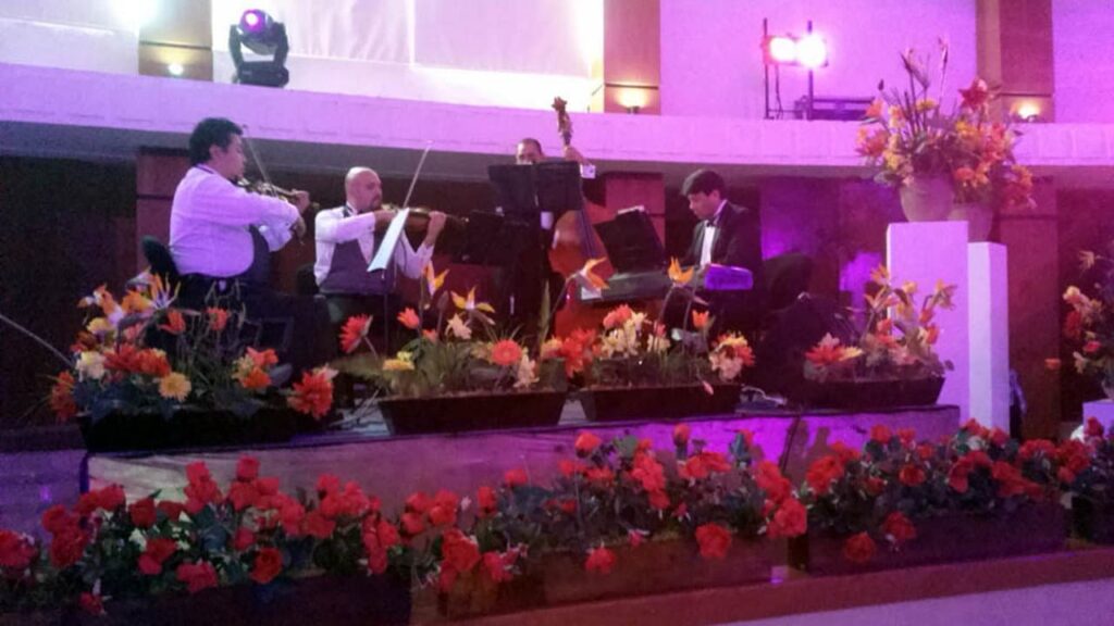 orquesta-real-de-xalapa-ceremonias-eventos-sociales-violines-01-orquestarealdexalapa.com.mx